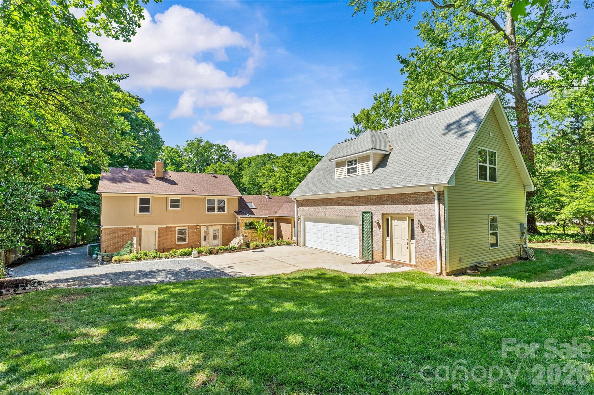 2700 Pencoyd Lane Charlotte NC 28210