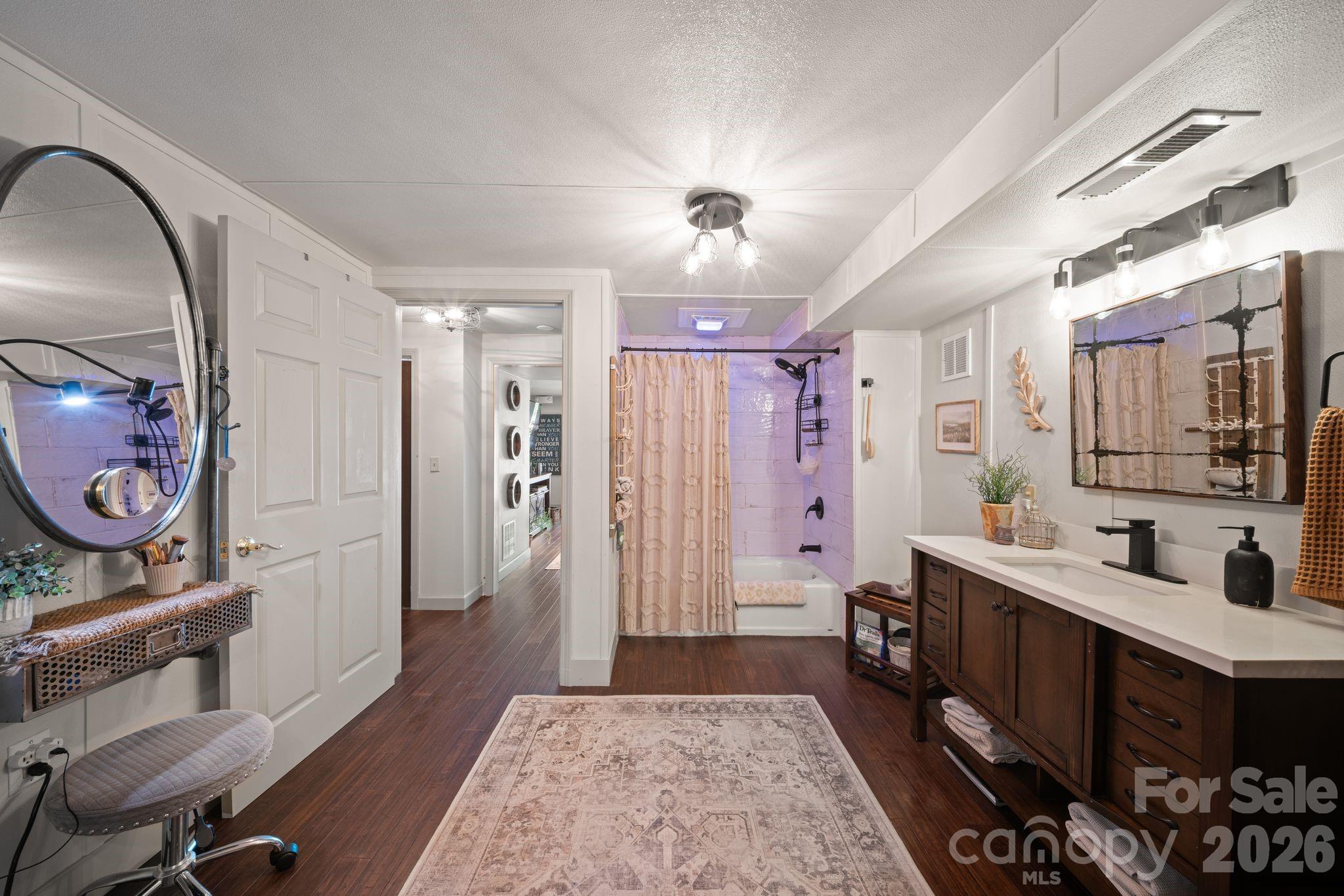 25 View Ridge Parkway Leicester NC 28748