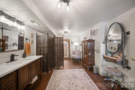 25 View Ridge Parkway Leicester NC 28748