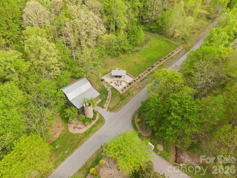 25 View Ridge Parkway Leicester NC 28748