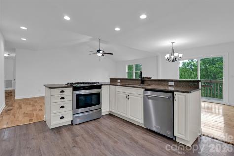 9 Squirrel Ridge Drive Weaverville NC 28787
