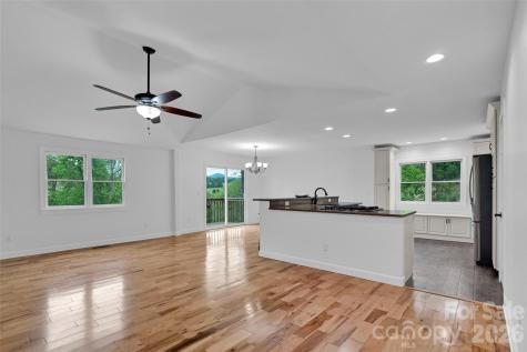 9 Squirrel Ridge Drive Weaverville NC 28787