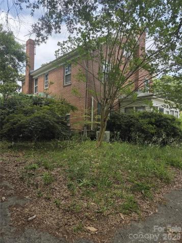 4291 W Pine Street Farmville NC 27828