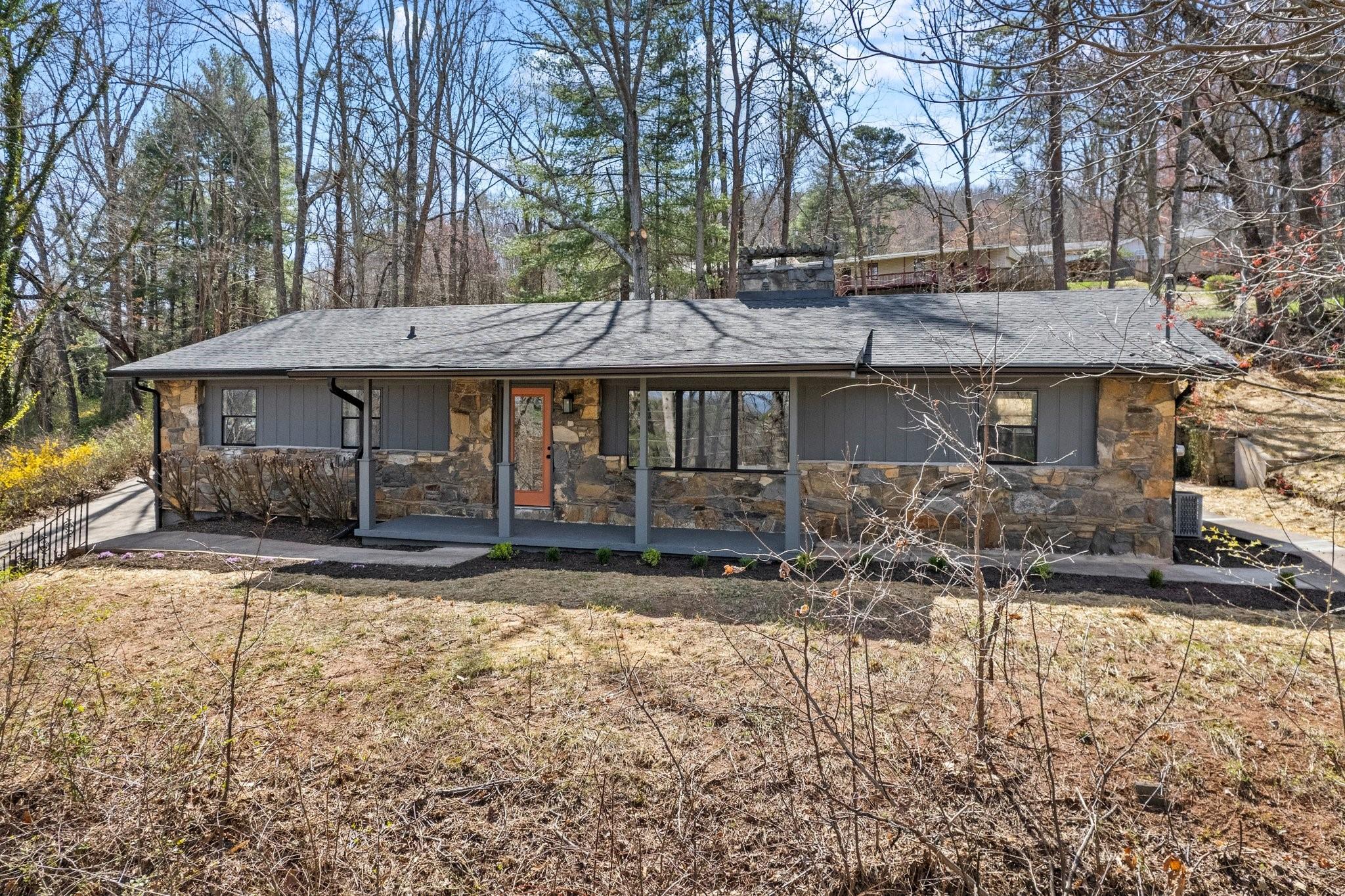 53 Vanderbilt Terrace Asheville NC 28806