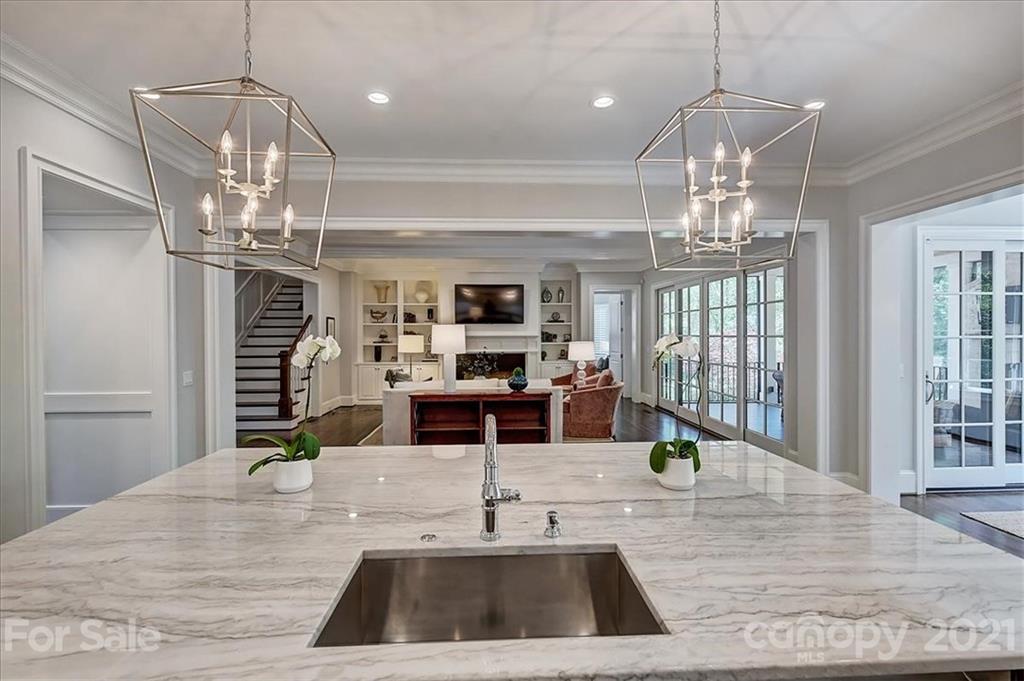 433 Mammoth Oaks Lane Charlotte NC 28270
