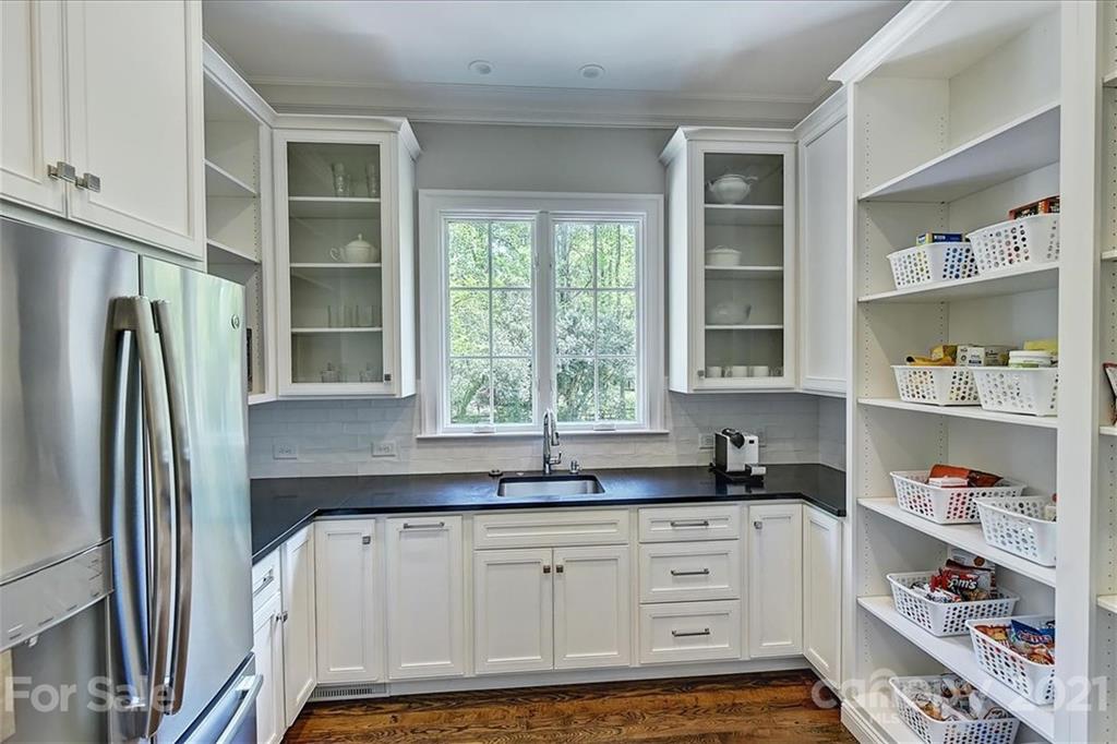433 Mammoth Oaks Lane Charlotte NC 28270