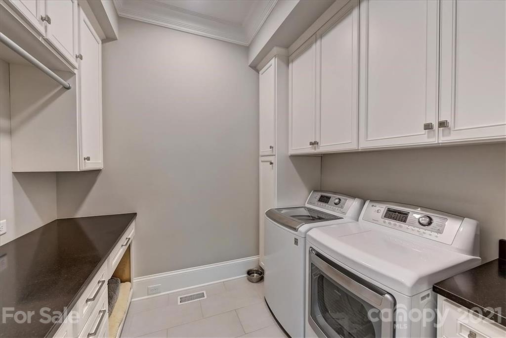 433 Mammoth Oaks Lane Charlotte NC 28270