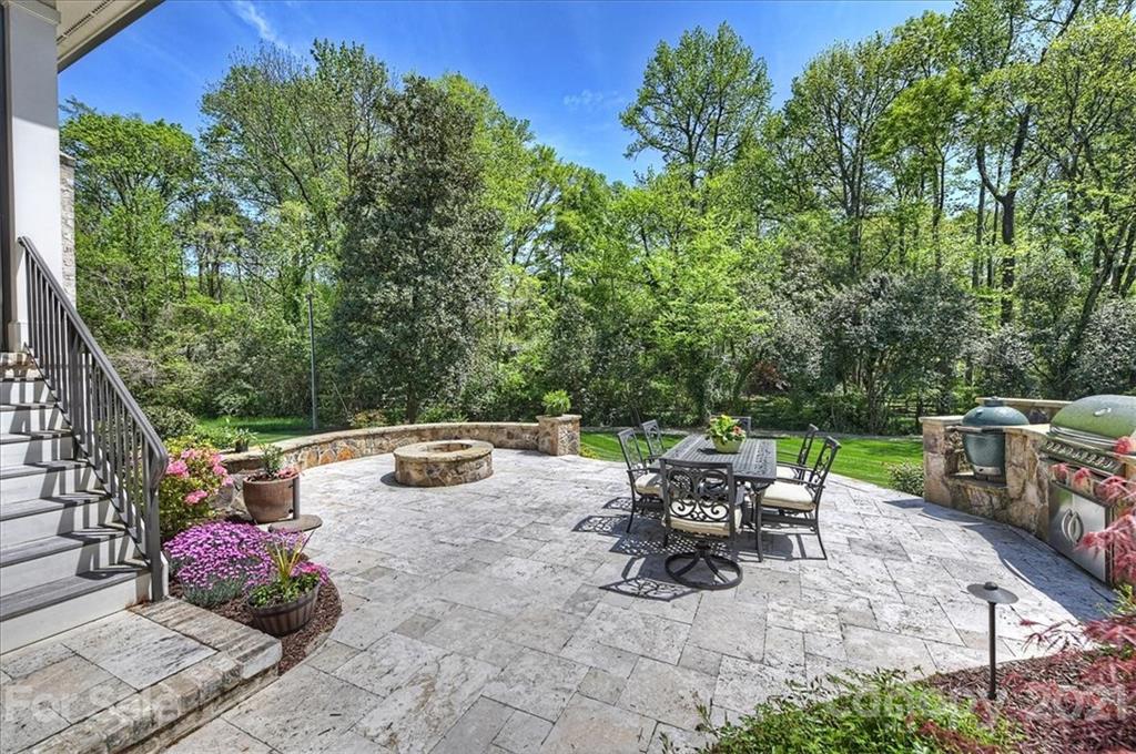 433 Mammoth Oaks Lane Charlotte NC 28270