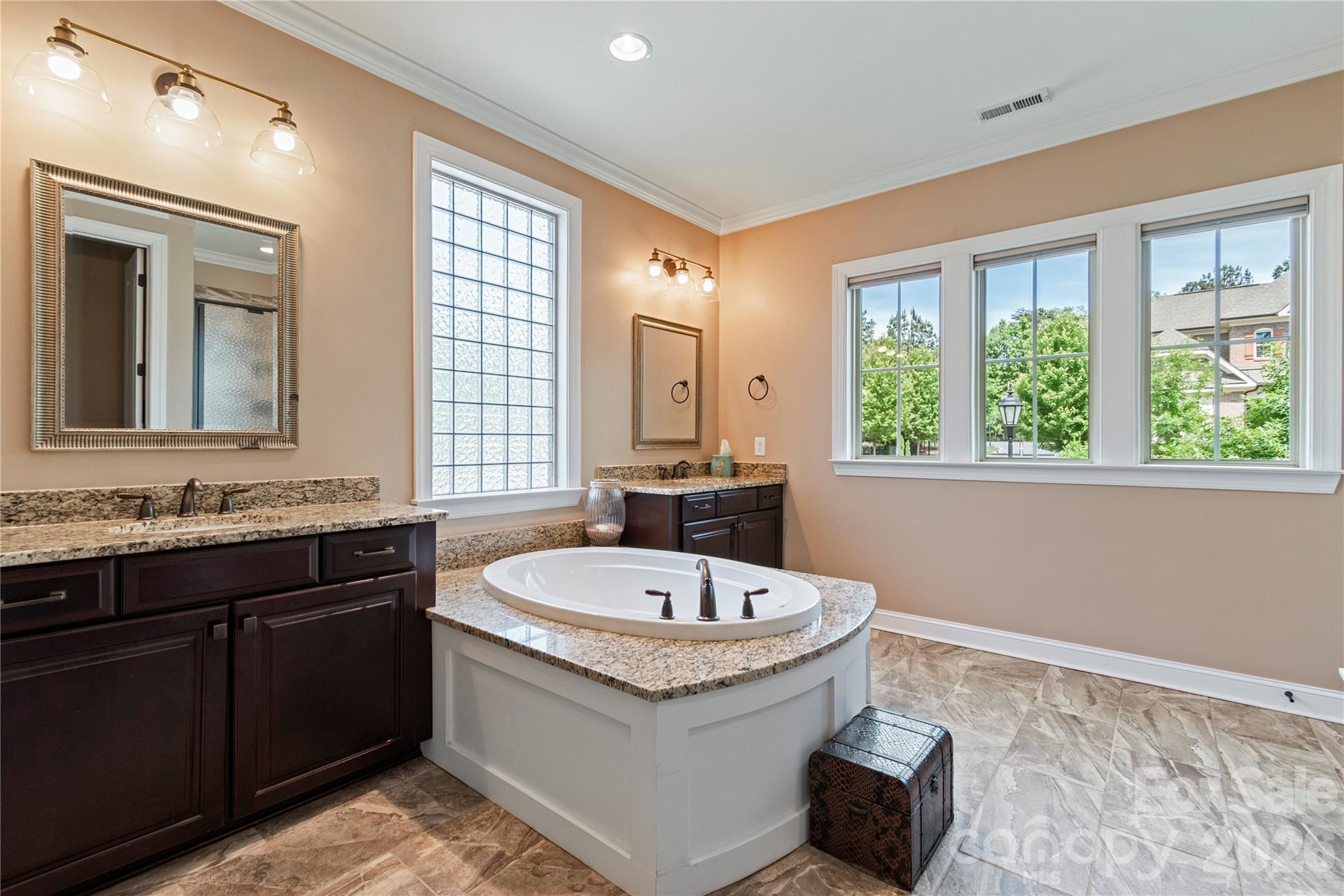 16402 Doves Canyon Lane Charlotte NC 28278
