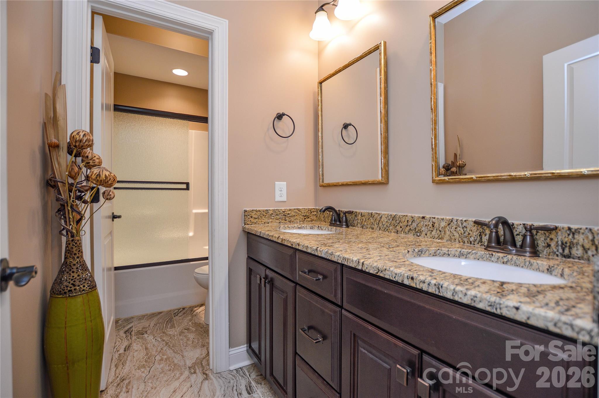 16402 Doves Canyon Lane Charlotte NC 28278