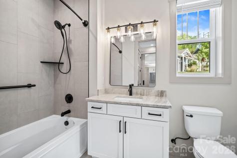 10 Heartleaf Circle Arden NC 28704