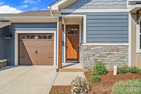 10 Heartleaf Circle Arden NC 28704