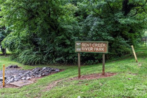 10 Heartleaf Circle Arden NC 28704