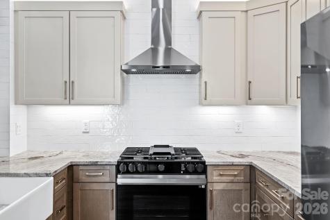 10 Heartleaf Circle Arden NC 28704