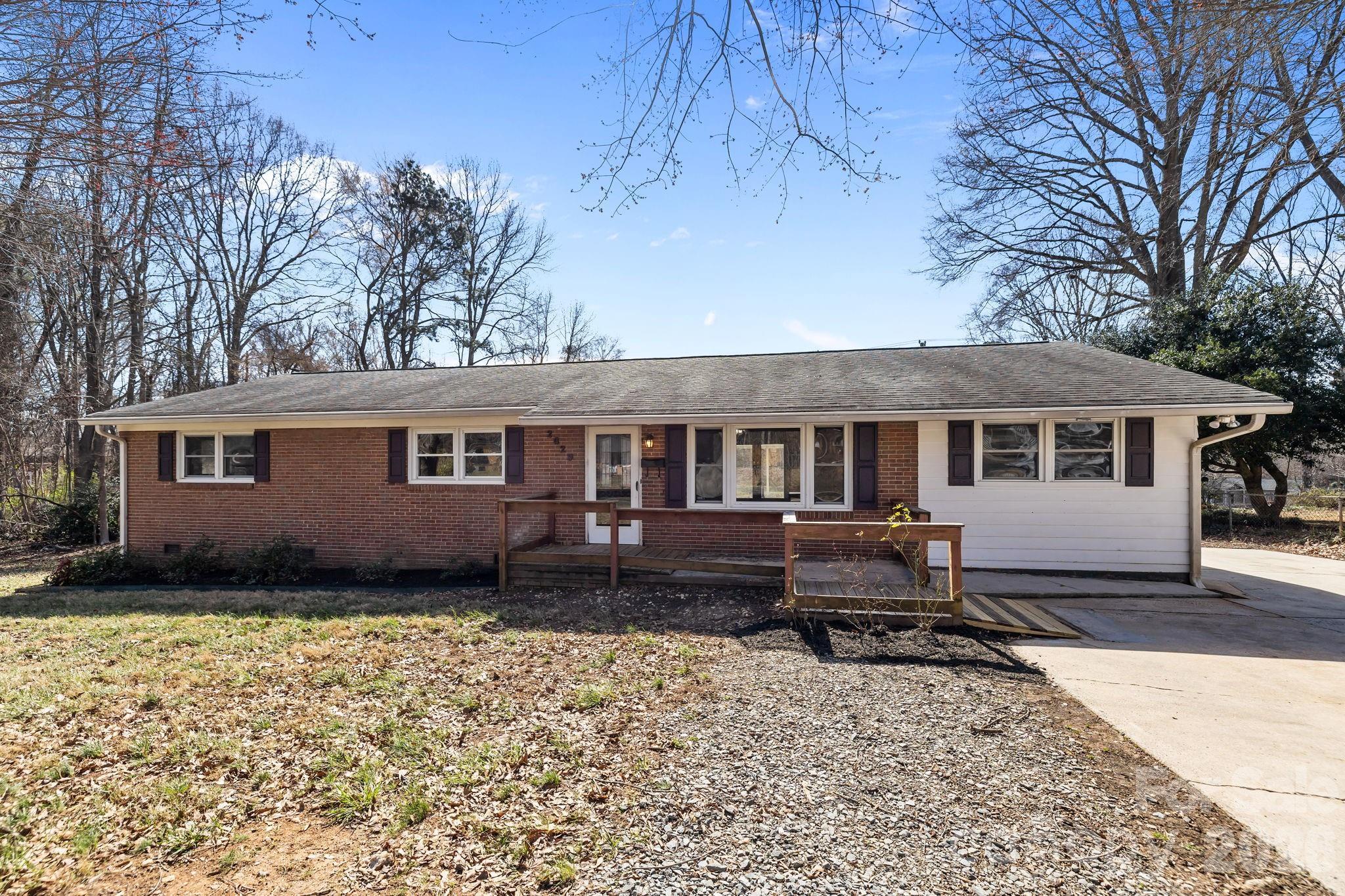 2629 Fairgreen Drive Gastonia NC 28056