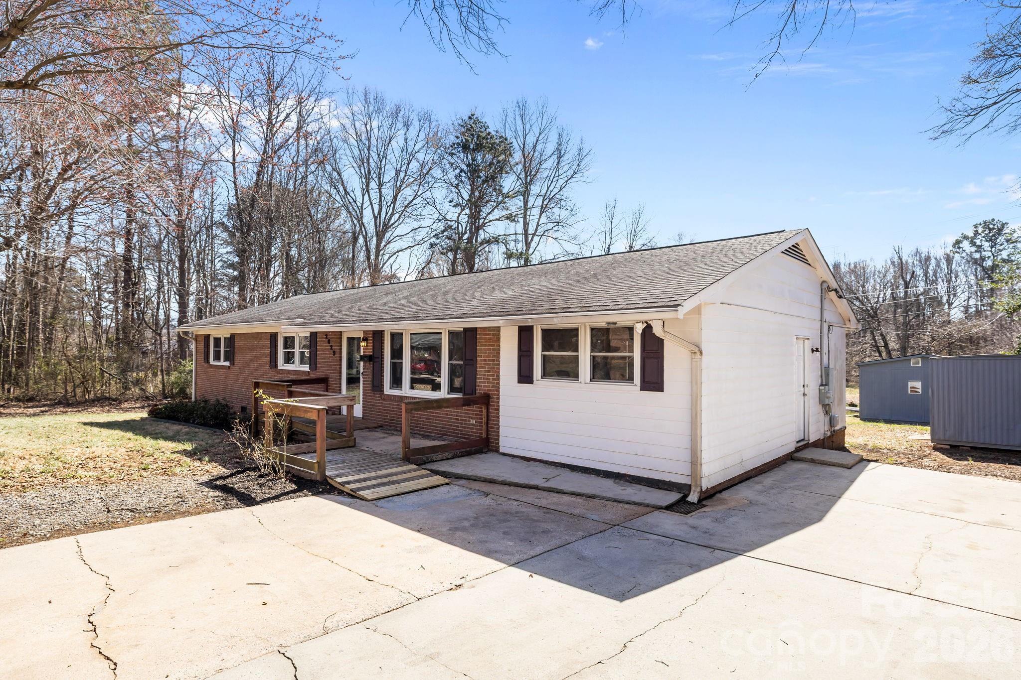 2629 Fairgreen Drive Gastonia NC 28056
