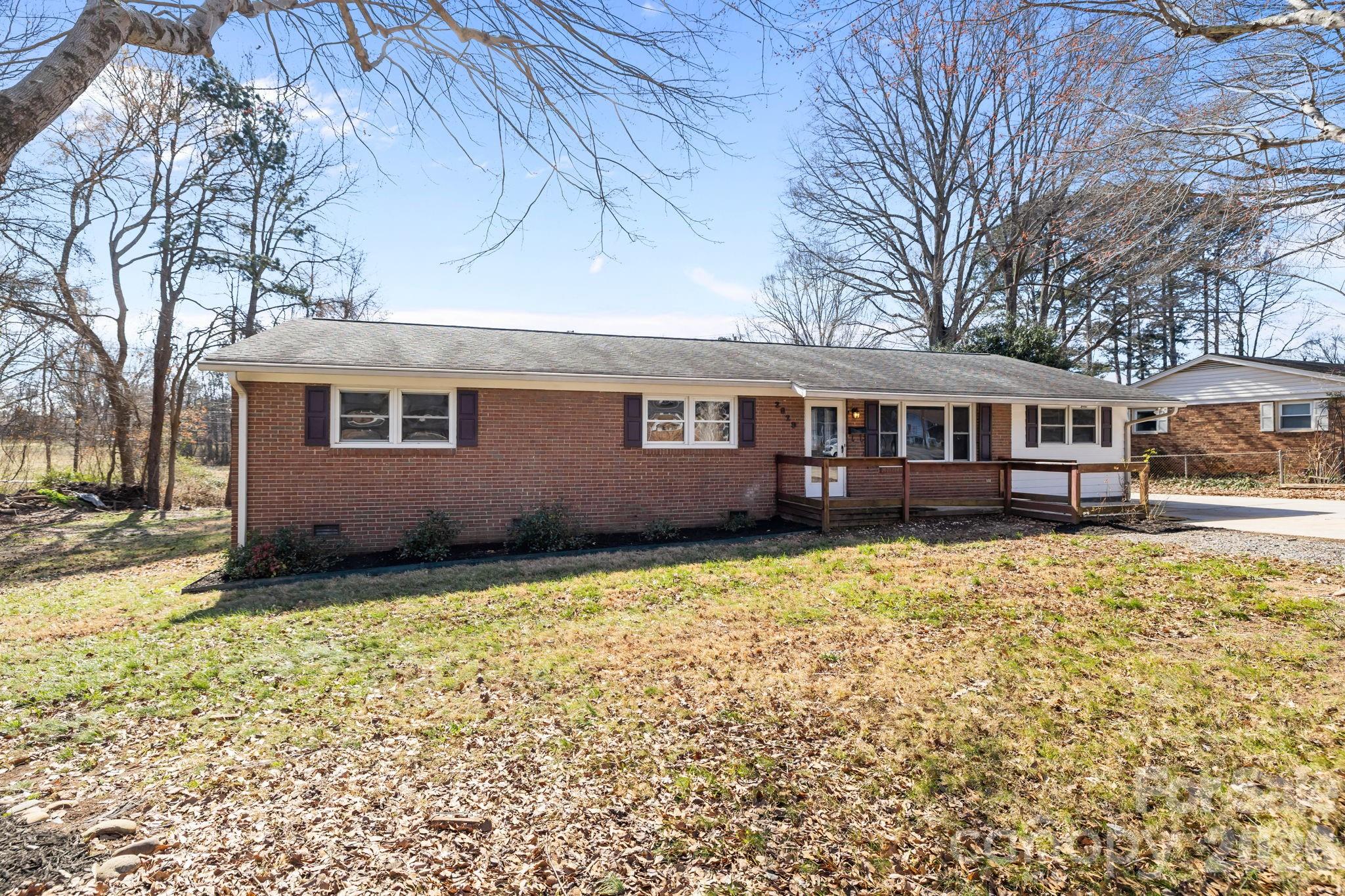 2629 Fairgreen Drive Gastonia NC 28056