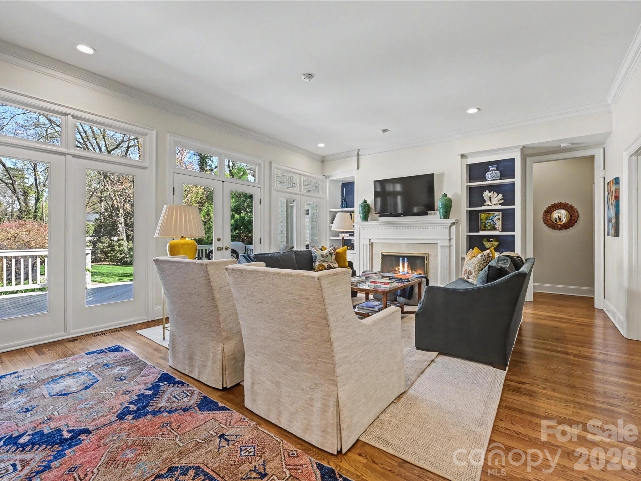 2121 Forest Drive Charlotte NC 28211