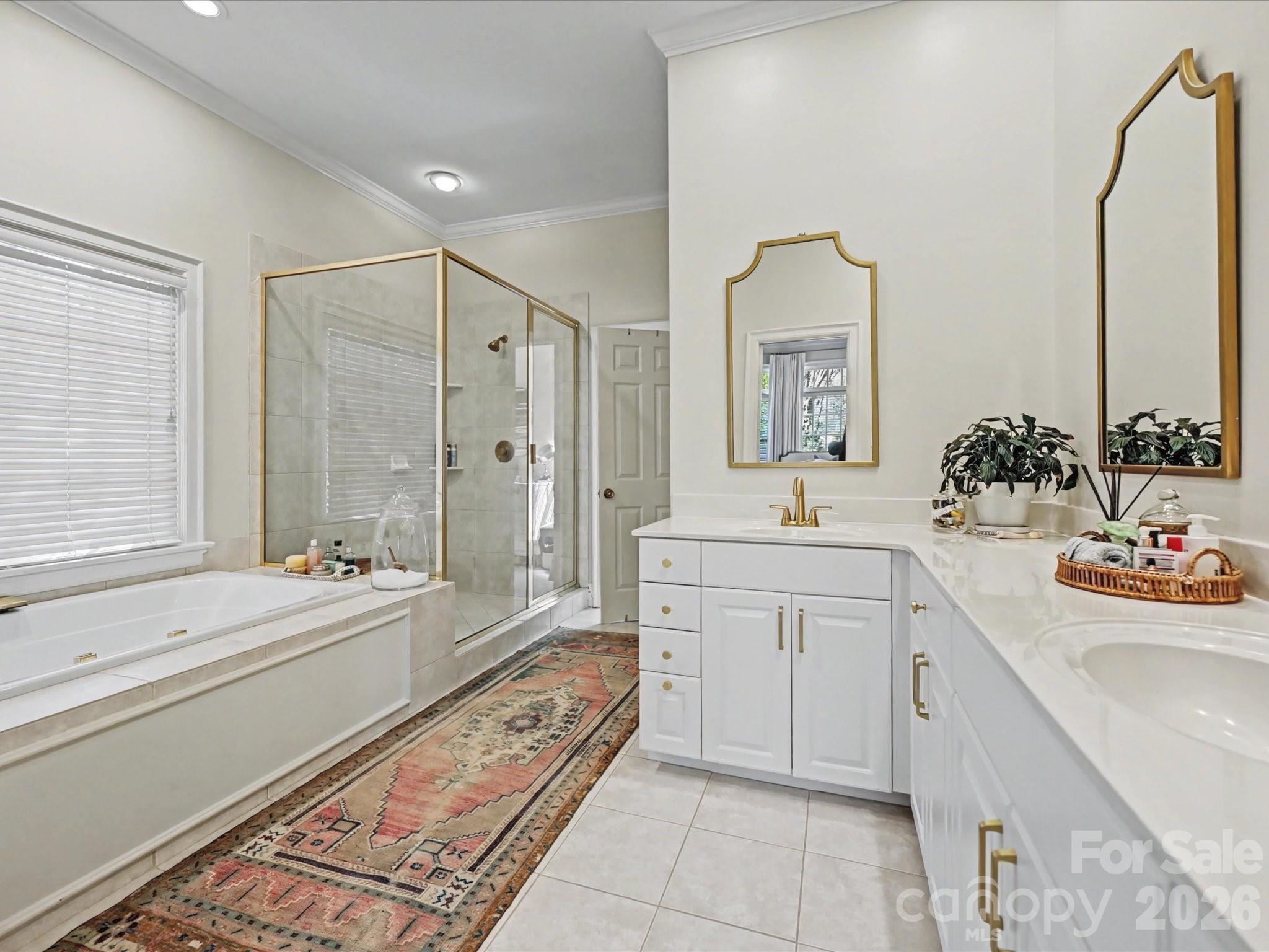 2121 Forest Drive Charlotte NC 28211