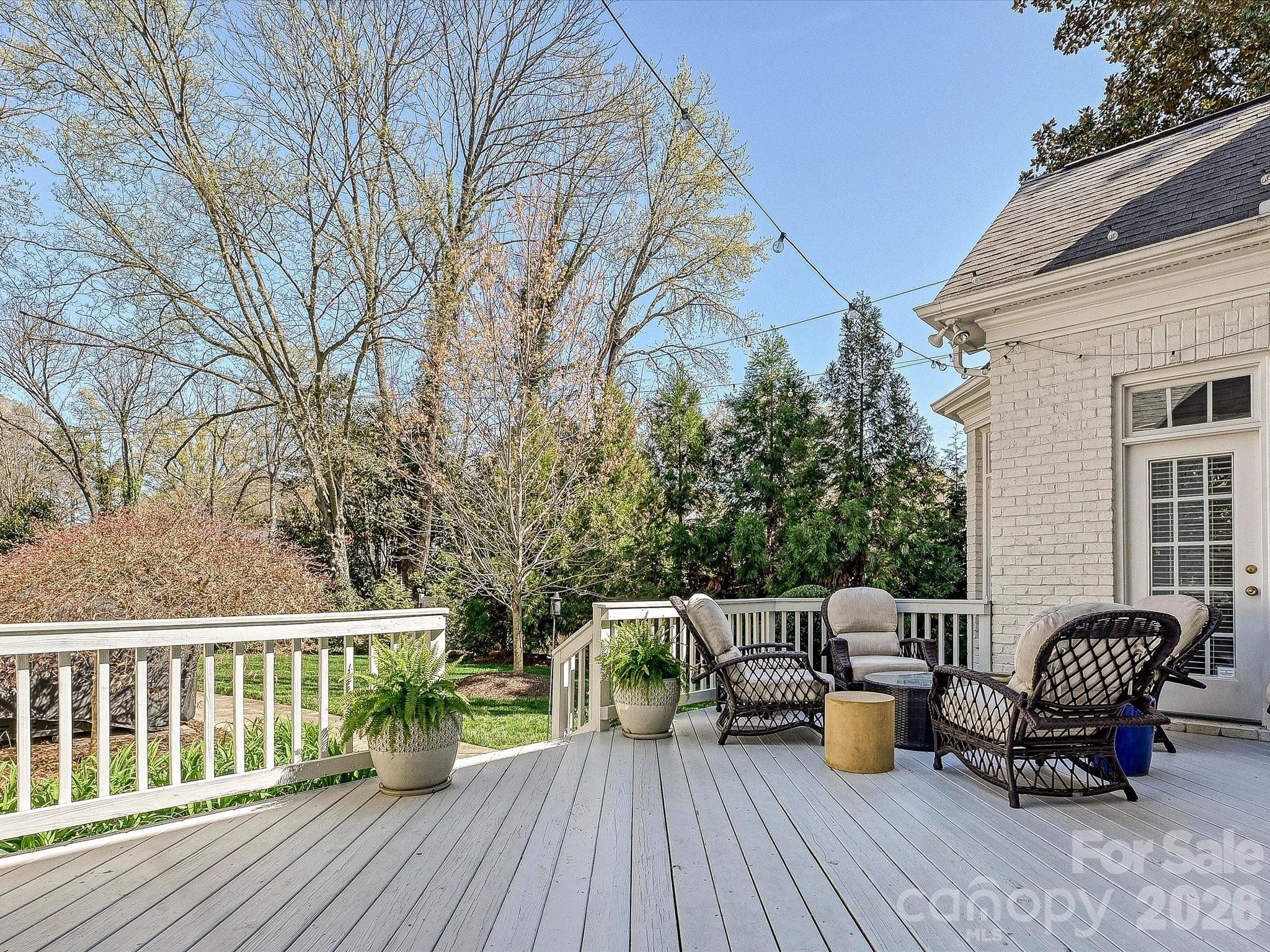 2121 Forest Drive Charlotte NC 28211