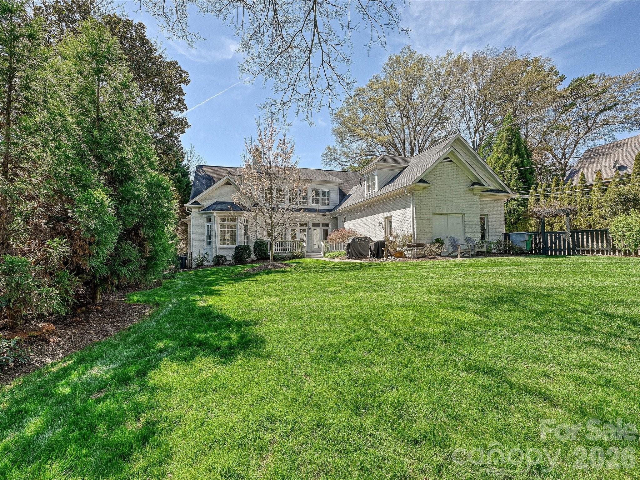 2121 Forest Drive Charlotte NC 28211