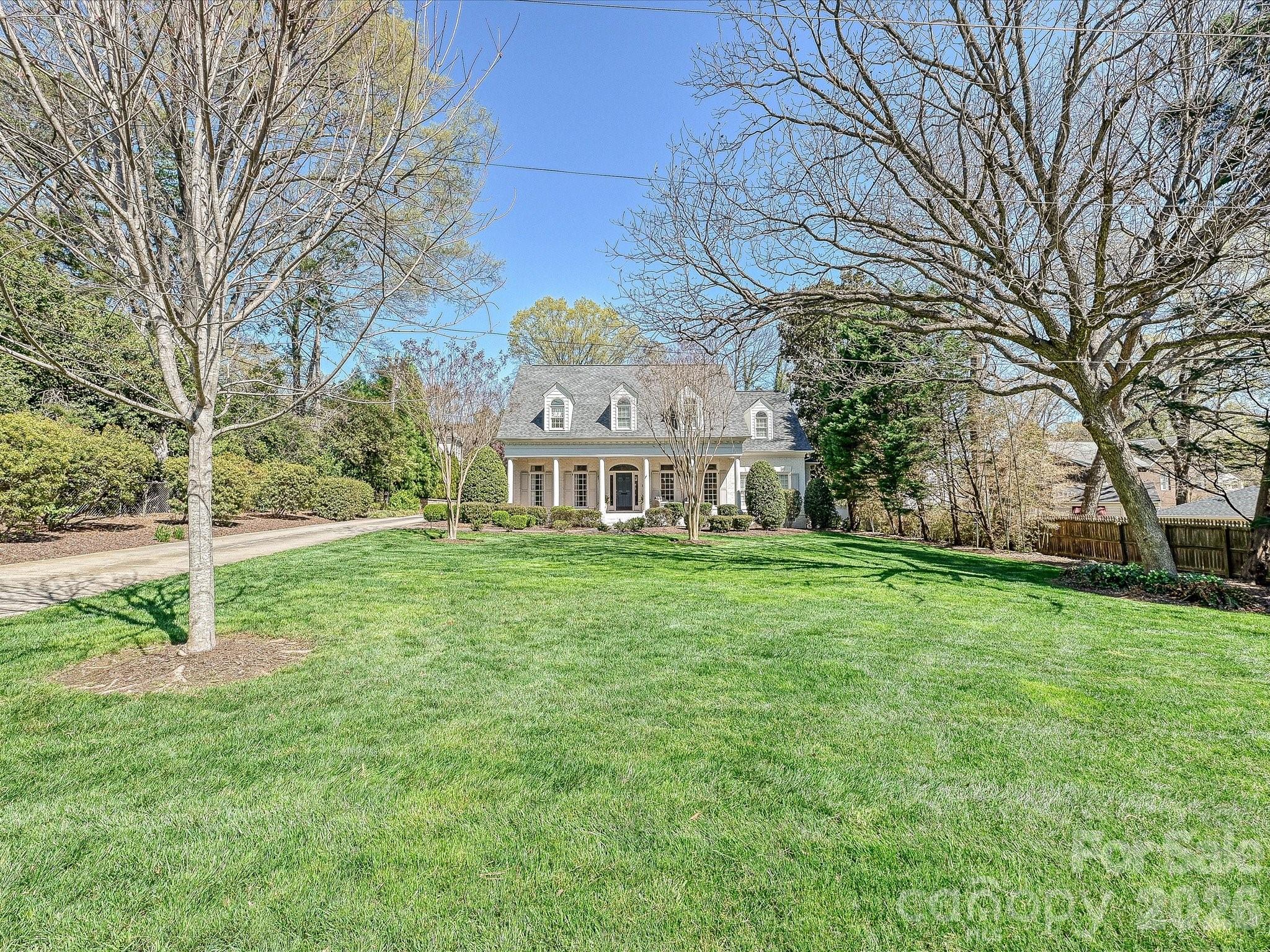 2121 Forest Drive Charlotte NC 28211