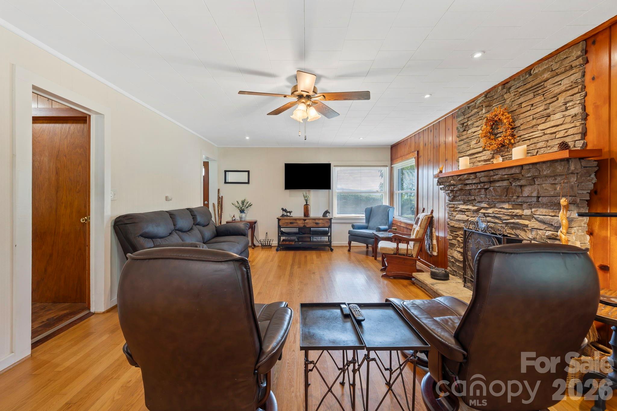 71 Laurel Mountain Road Brevard NC 28712