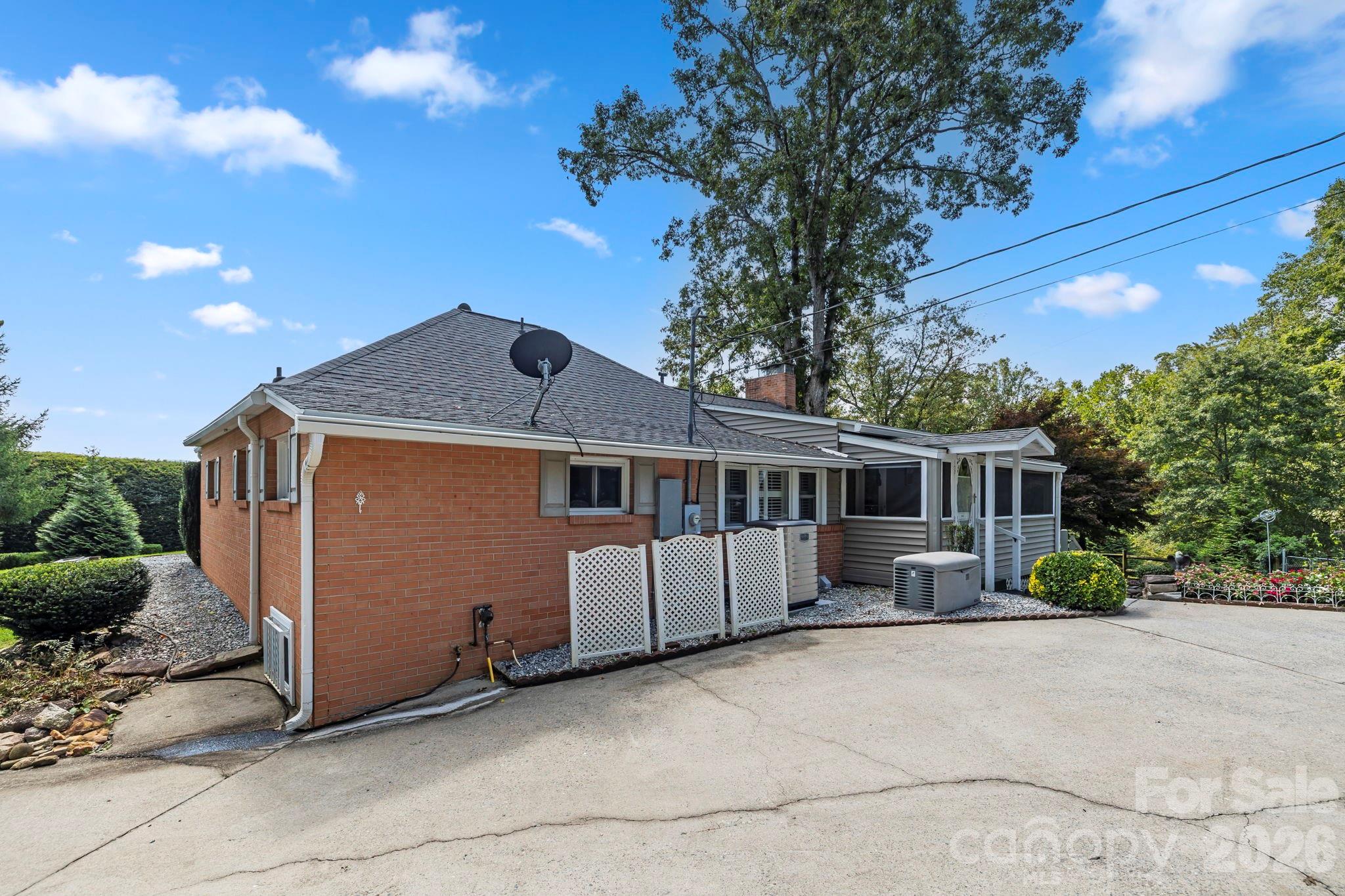 71 Laurel Mountain Road Brevard NC 28712