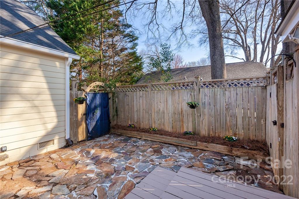 2300 Kensington Drive Charlotte NC 28205