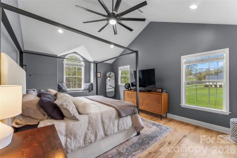 32 Denise Lane Fletcher NC 28732