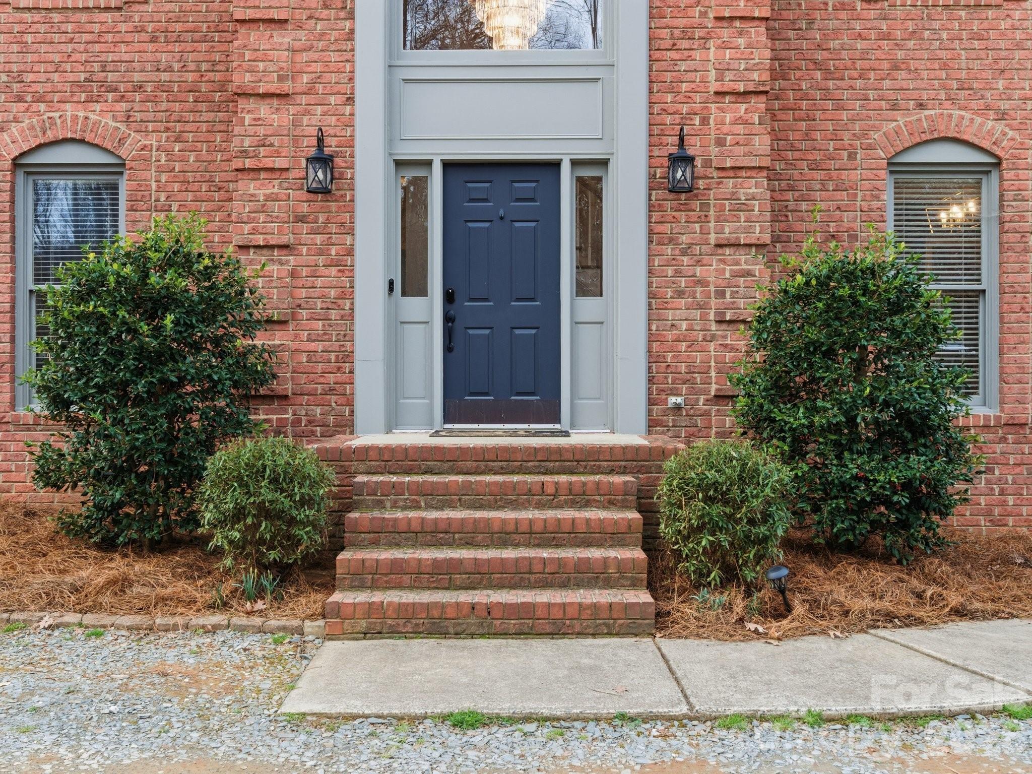 6700 Tree Hill Road Matthews NC 28104