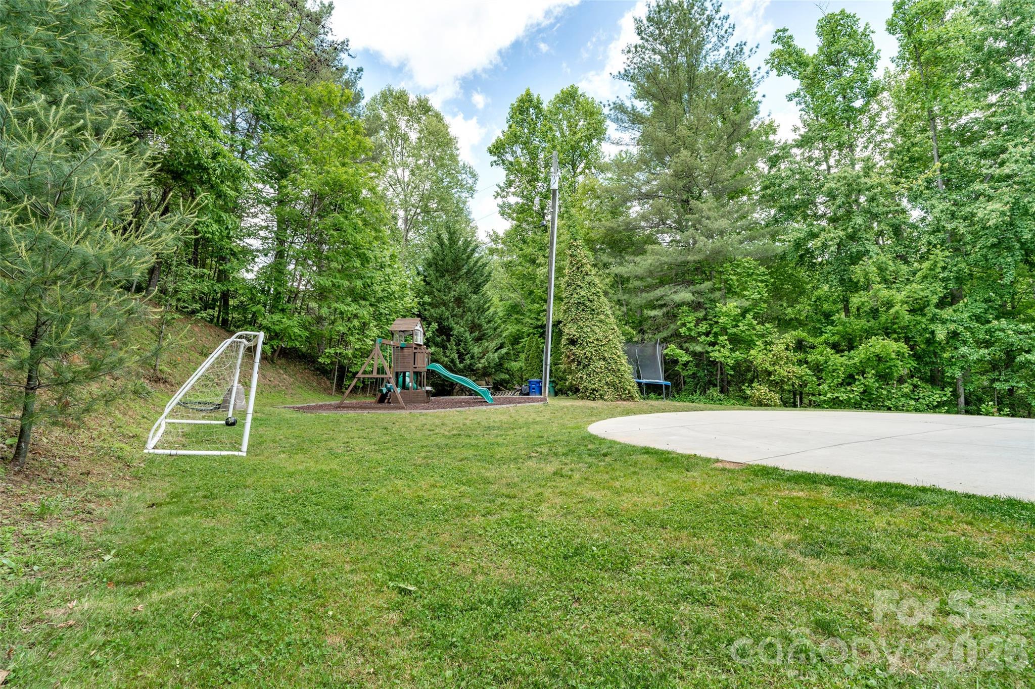 44 Sluder Branch Road Leicester NC 28748