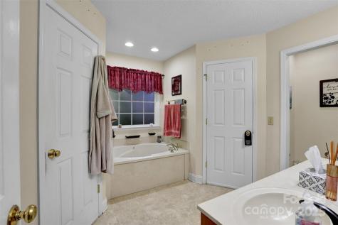 36014 Davis Drive Albemarle NC 28001