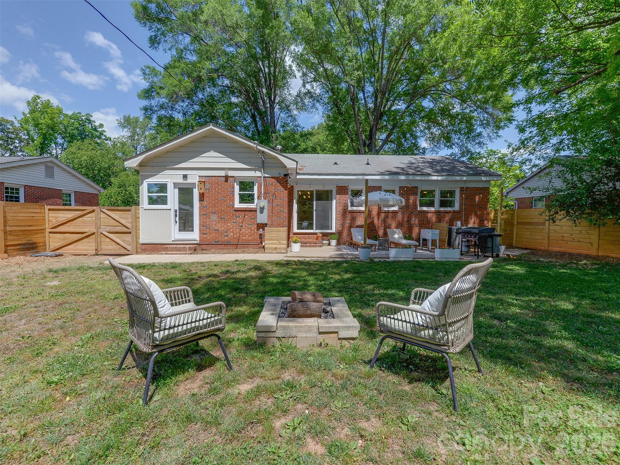 3228 Wicklow Place Charlotte NC 28205