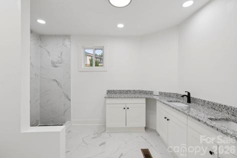 431 Pole Miller Extension Brevard NC 28712