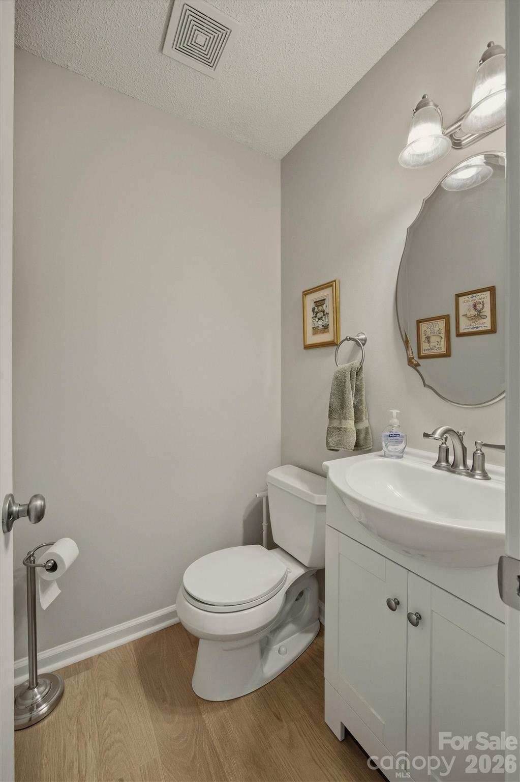 612 35th Street NE Conover NC 28613