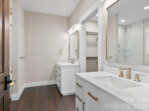 3 Erin Glen Court Fairview NC 28730