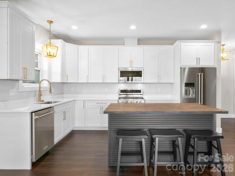 3 Erin Glen Court Fairview NC 28730