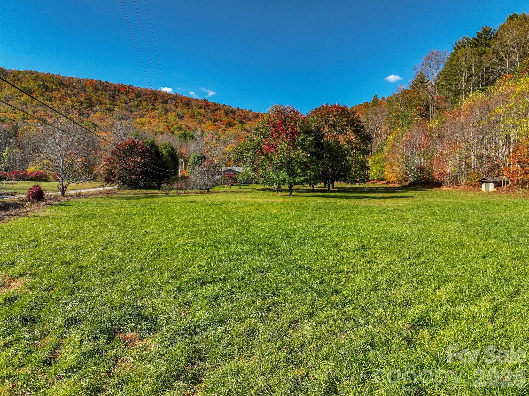 136 Roaring Spout Lane Burnsville NC 28714