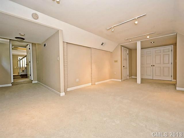 1557 Lynway Drive Charlotte NC 28203
