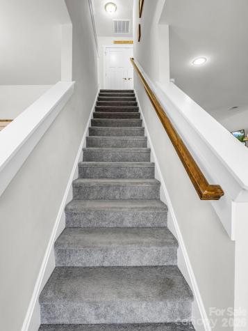 358 Cardwell Lane Fletcher NC 28732