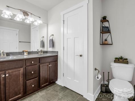 358 Cardwell Lane Fletcher NC 28732