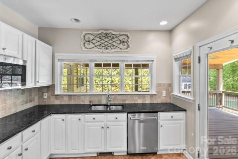 107 Jib Lane Mooresville NC 28117