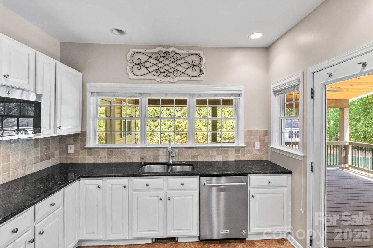 107 Jib Lane Mooresville NC 28117