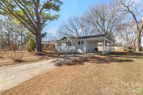 128 Jeter Street Chester SC 29706