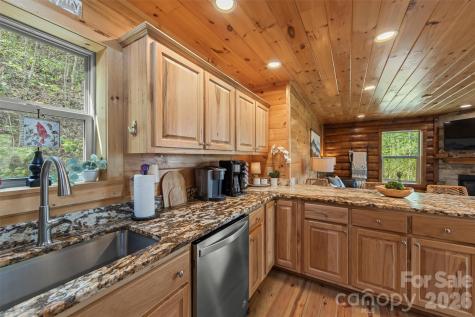 356 Walnut Cove Ridge Bryson City NC 28713