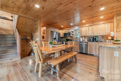 356 Walnut Cove Ridge Bryson City NC 28713