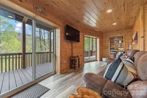 356 Walnut Cove Ridge Bryson City NC 28713