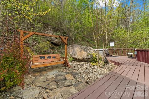 356 Walnut Cove Ridge Bryson City NC 28713