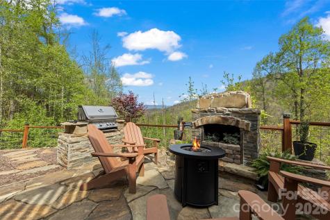 356 Walnut Cove Ridge Bryson City NC 28713